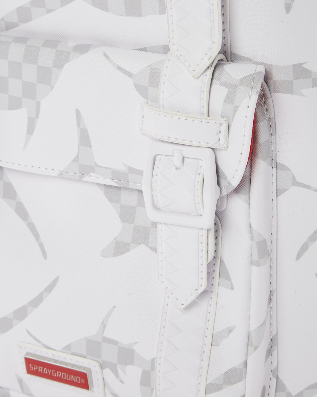 SHARK CHECK WHITE HILLS BACKPACK - Image 11