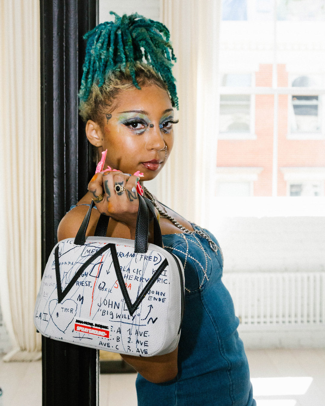 OFFICIAL BASQUIAT UNTITLED CHEESE POPCORN 1983 HANDBAG - Image 2