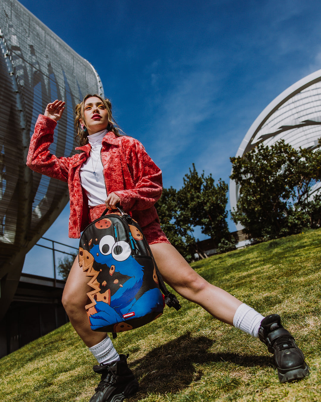 COOKIE MONSTER COOKIE SHARKBITE BACKPACK DLXV - Image 2