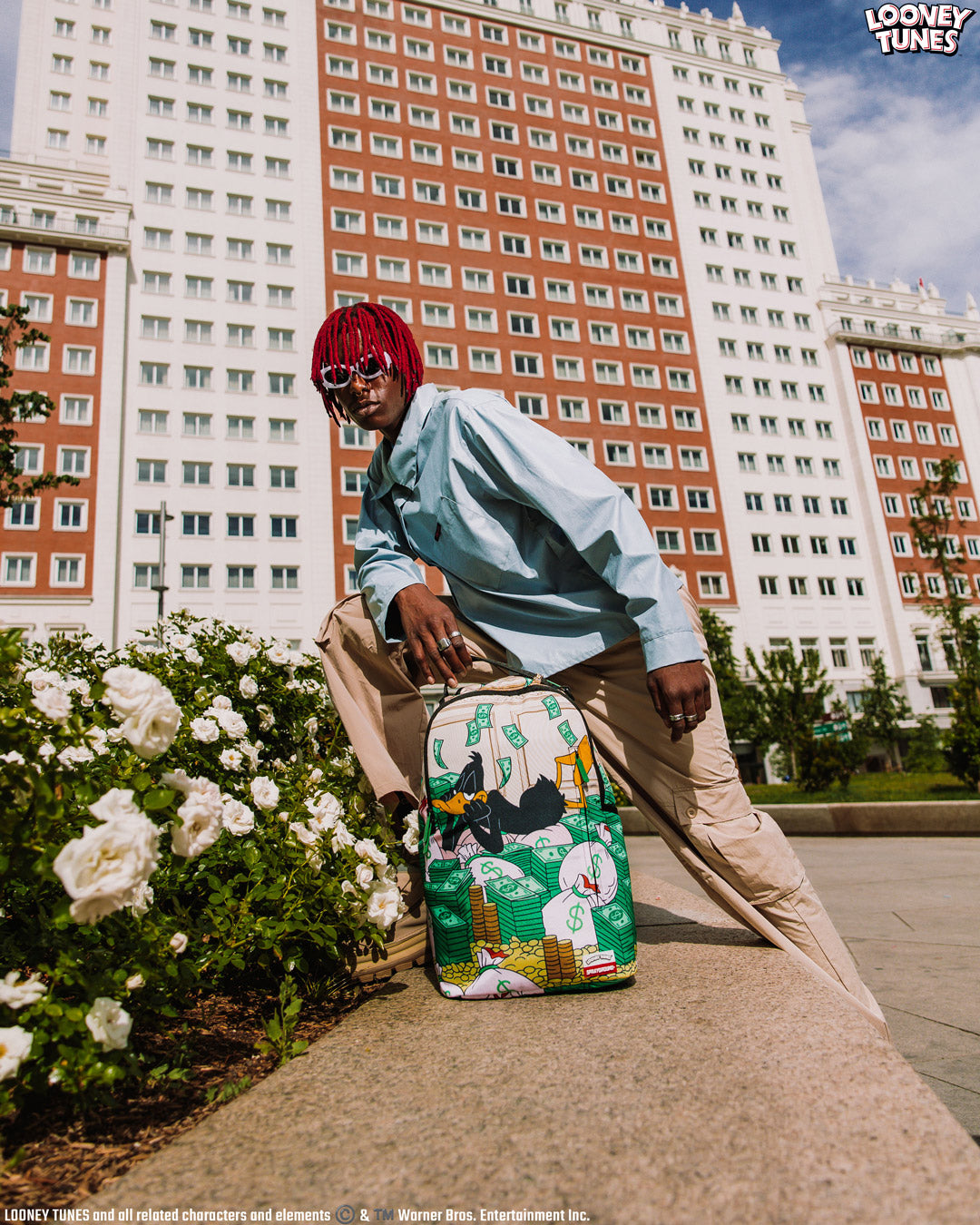 LOONEY TUNES DAFFY DUCK ANOTHER DAY ANOTHER DUCK BACKPACK - Image 4