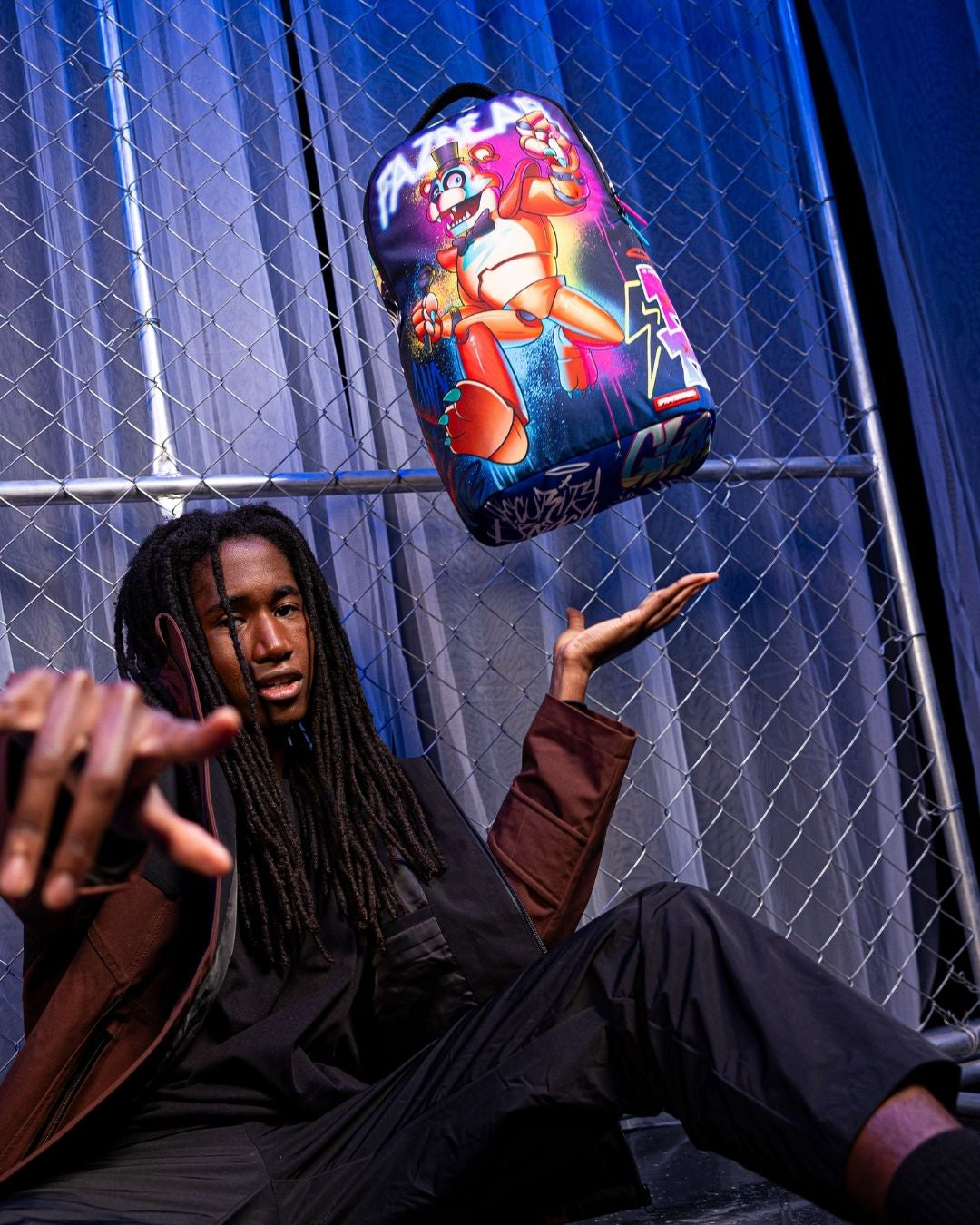 FIVE NIGHTS AT FREDDYS GLAMROCK ROCKOUT DLXSR BACKPACK - Image 4