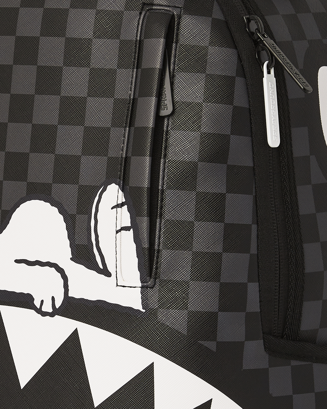 SNOOPY DAY OFF BACKPACK - Image 9