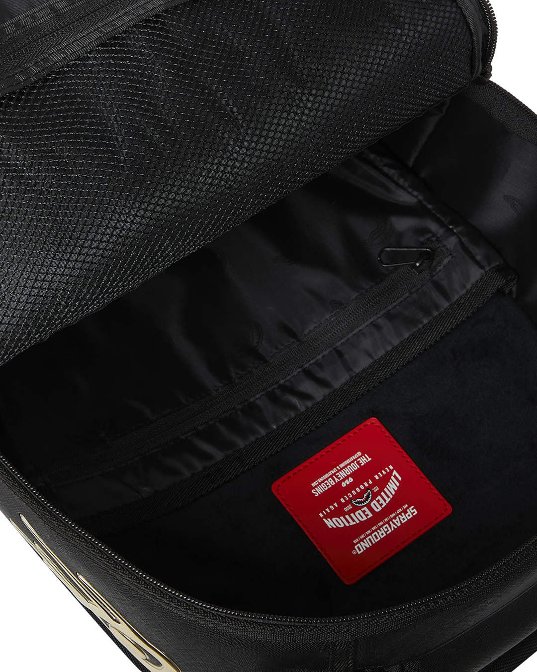 GOLDHEART SHARK DRIP BACKPACK - Image 14