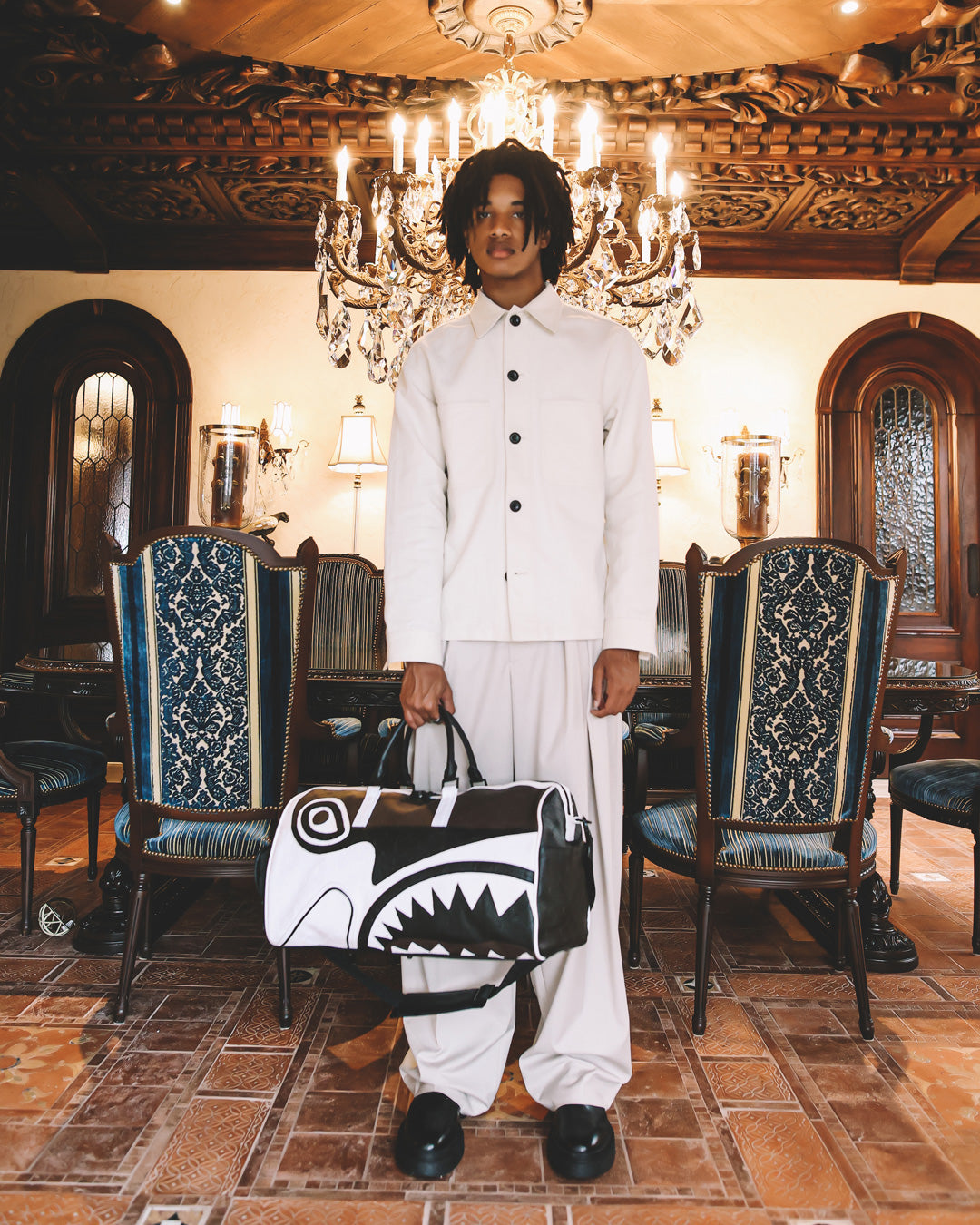 VVIP DUFFLE - Image 2