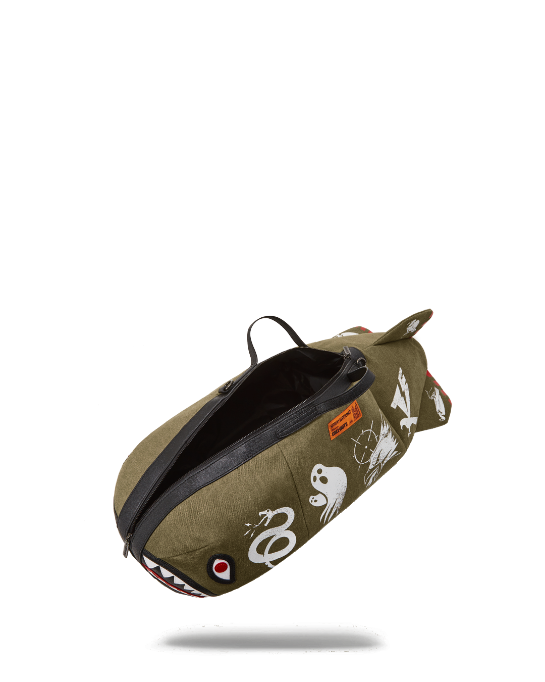CALL OF DUTY SHARK TORPEDO DUFFLE - Image 12