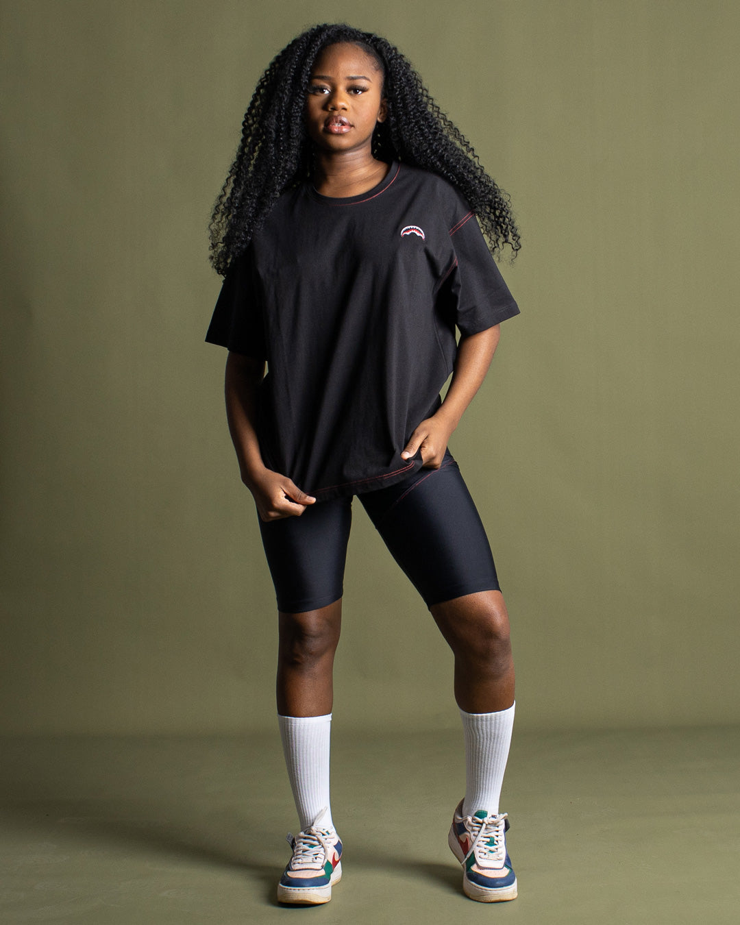 OVER SHARK T-SHIRT BLACK - Image 2