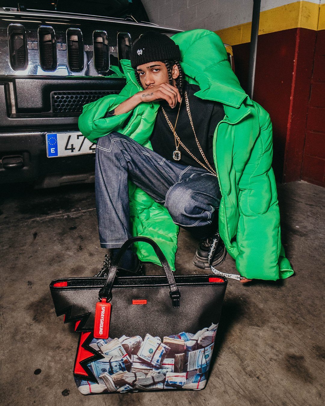 HARKBITE TOTE - Image 9