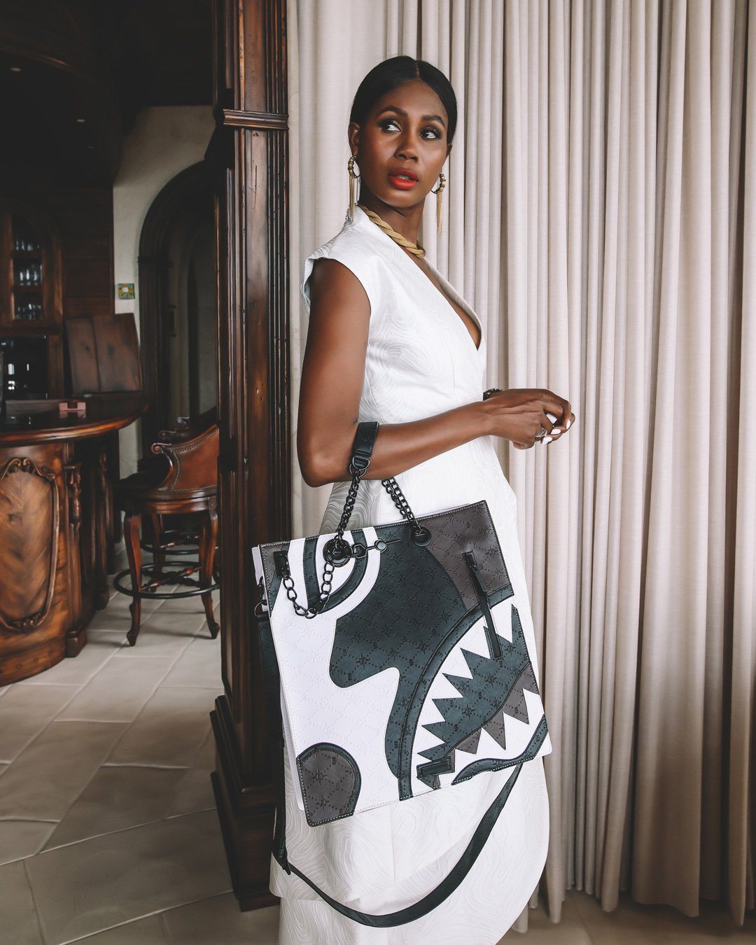 VVIP LOFT TOTE - Image 2