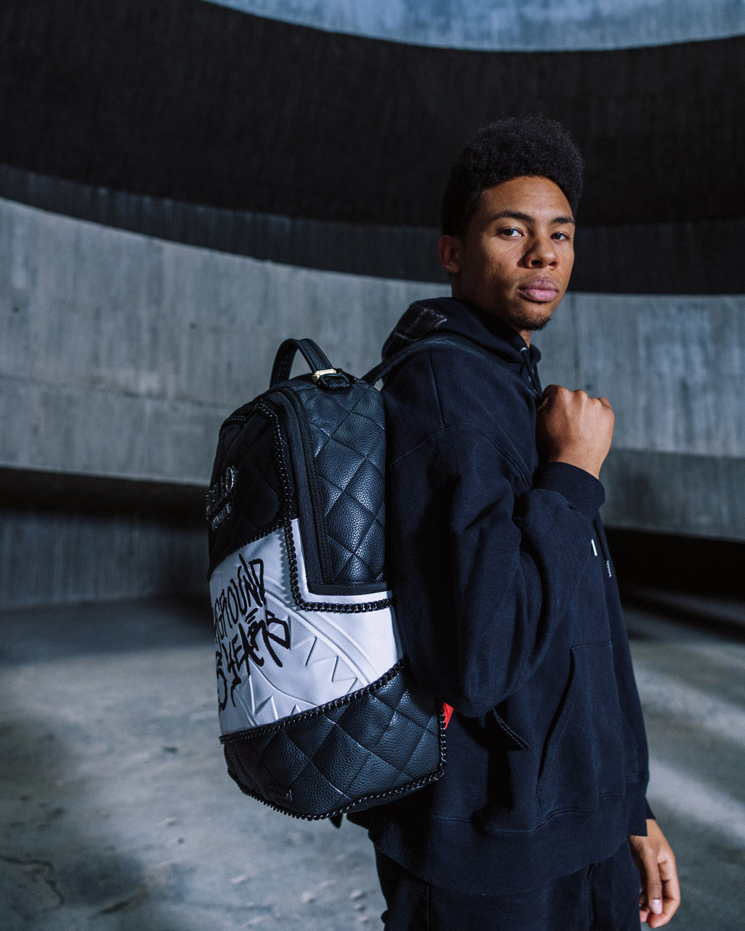 HELLO MY NAME IS 15 YEARS QUILTED BACKPACK SUPER RARE - Image 6