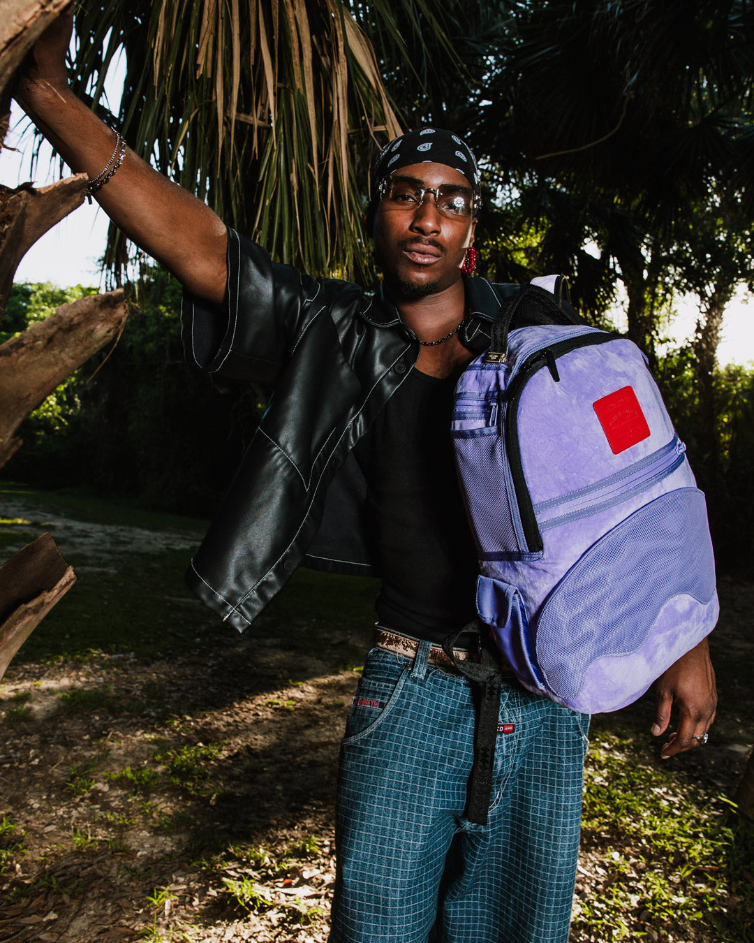 NOOO WAY A REVERSIBLE BACKPACK - PURPLE VELOUR TO OG SHARKS IN PARIS BACKPACK - Image 2