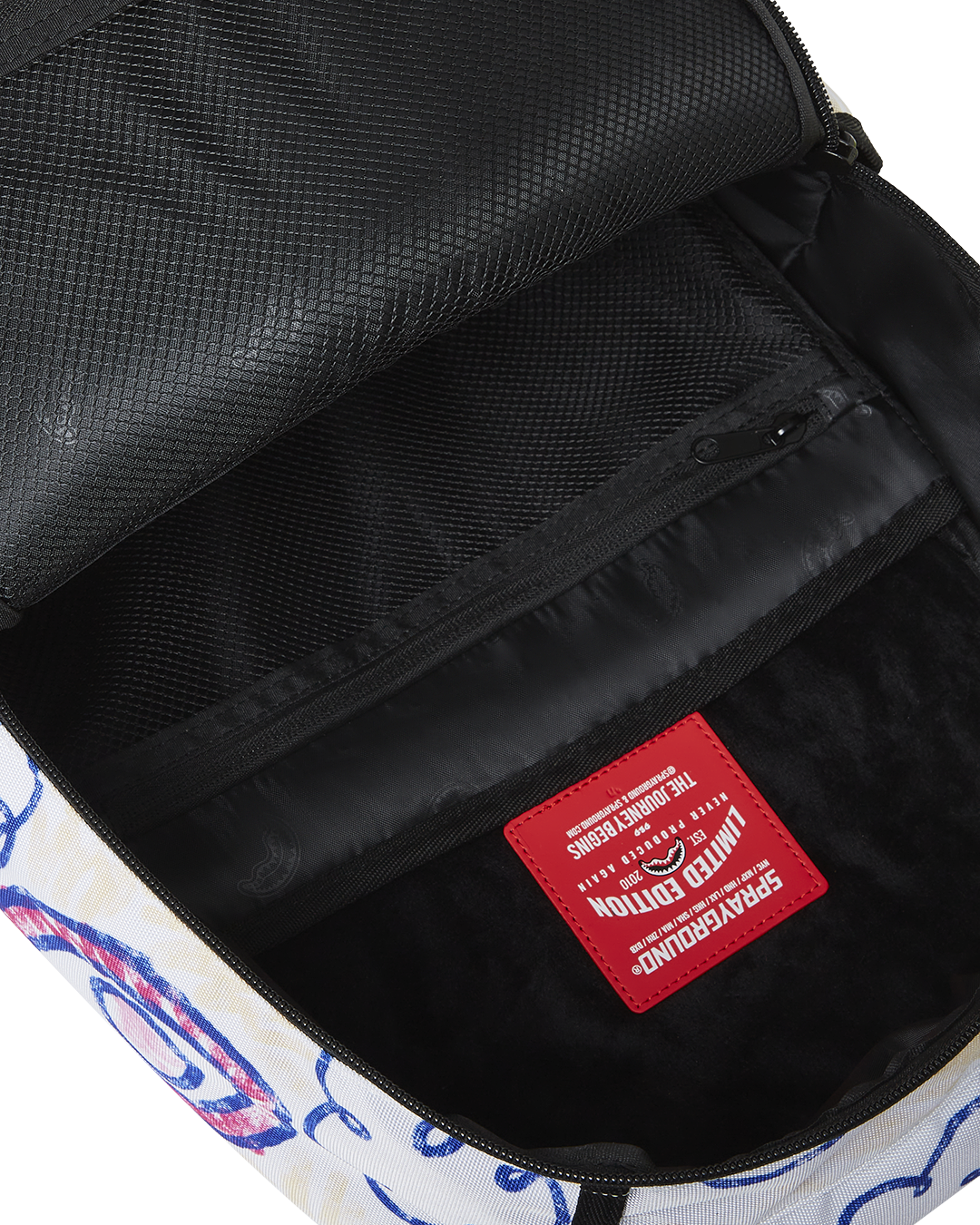 ELMOS WORLD SHARK SKETCH BACKPACK - Image 8